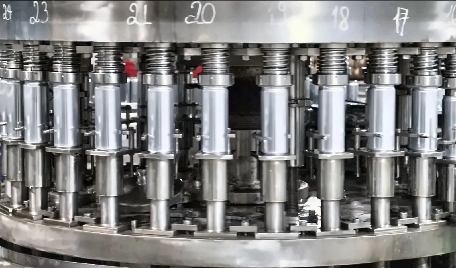 Can filling line